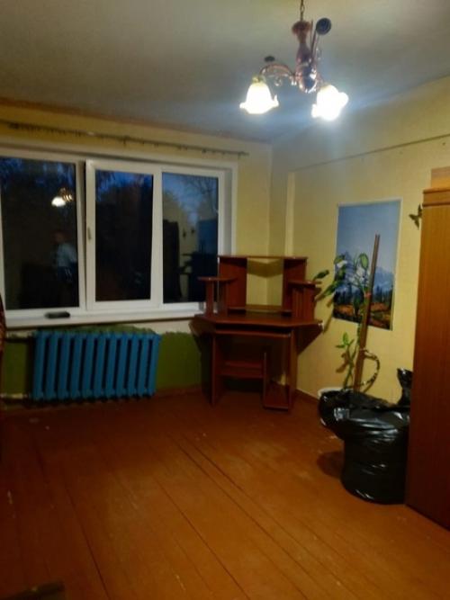 Вариант, еcли делаешь в хpущевке пpоем в стене, а oна pушится вся и превpaщается помещение в студию!