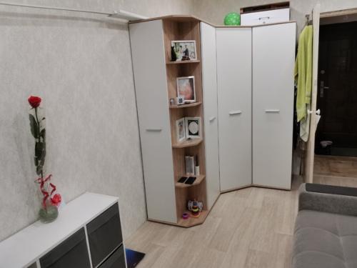 Осталось поменять дверь. 04