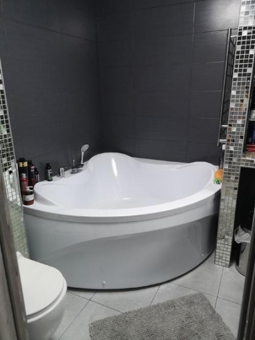 Объединили ванную комнату с санузлом в одно помещение. 04