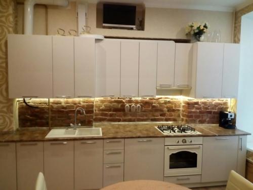 Наша кухня - удобное место для приготовления блюд. 01