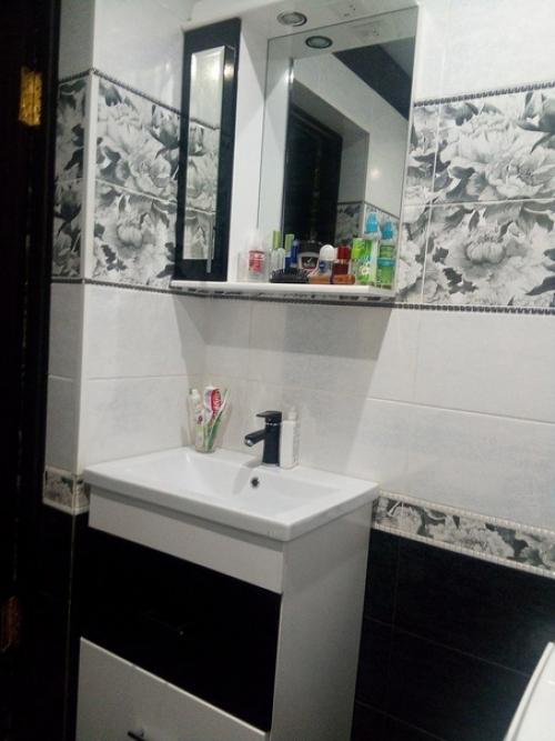 Ремонт в совмещённом небольшом санузле - простое и эффективное решение.