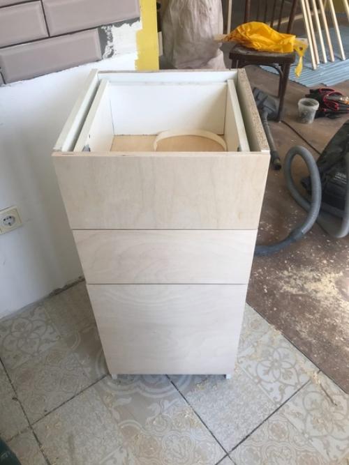 Кухни щас стоят столько, что трудно подступиться. 05