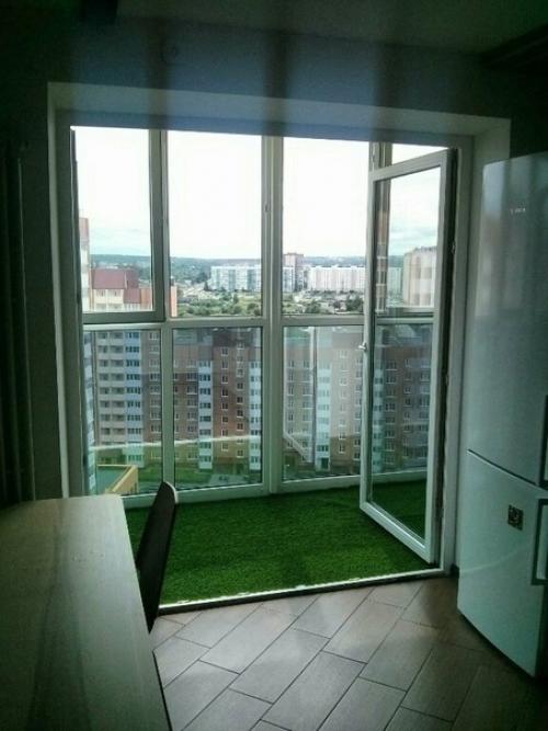 Вот таким способом мы помещение кухни и лоджию объединили. 06