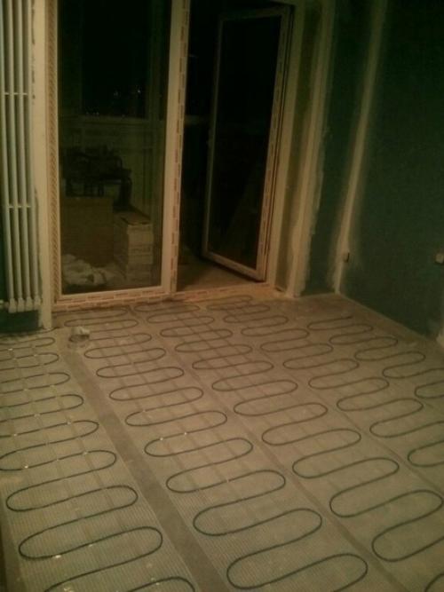 Вот таким способом мы помещение кухни и лоджию объединили. 04