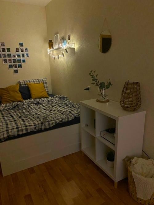 Наша съемная однушка - была просто Неутомимой задачей для нас, ведь при заезде в нее было очень тесно и не уютно. 02