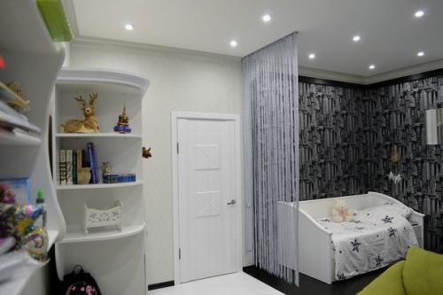 Сидели вместе с дочкой и выбирали, какую комнату ей сделать. 07