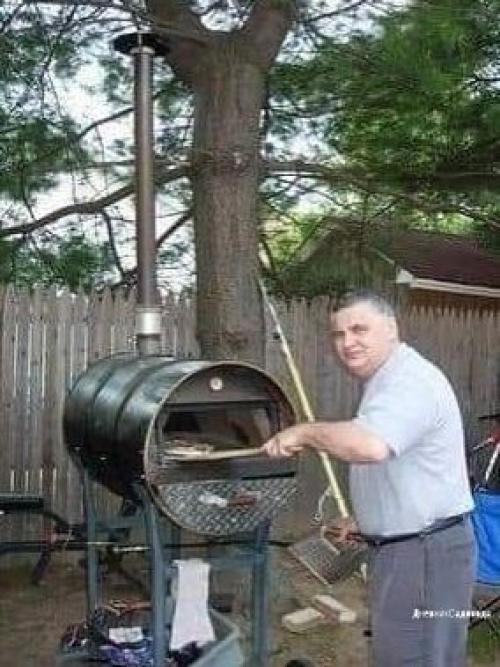 Необычное использование пустых бочек из под моторного масла. 08