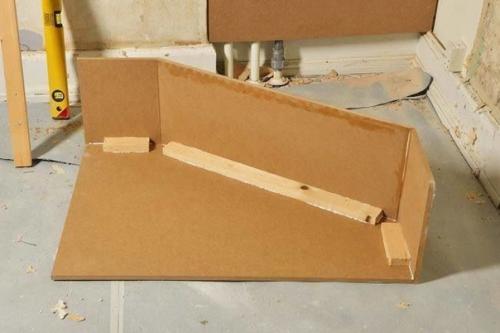 Хочу вам продемонстрировать мой угловой шкафчик, который собирал самостоятельно. 04