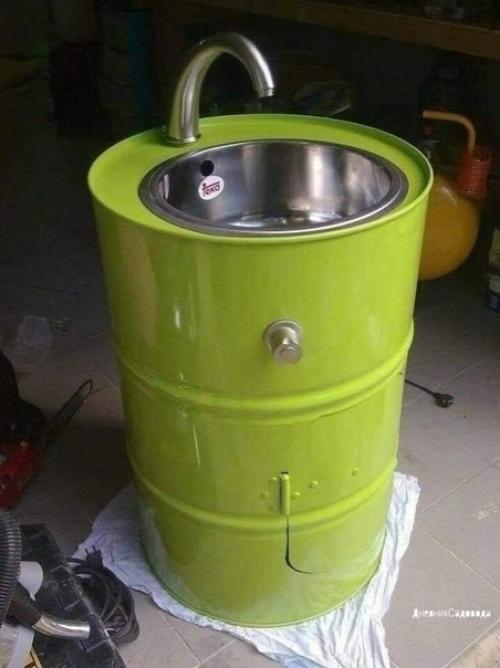 Необычное использование пустых бочек из под моторного масла. 04