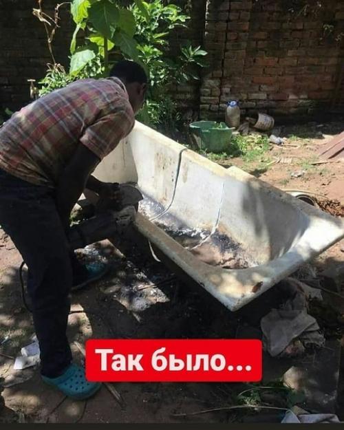 Мужчина включил немного фантазии и сделал из старой ненужной ванной садовую мебель для отдыха.