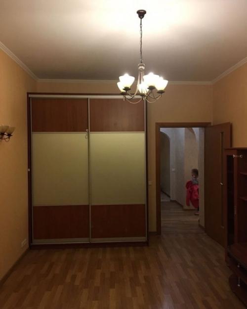 Я бы не сказал, что у нас было как то плохо, просто захотелось комнату посветлее. 02