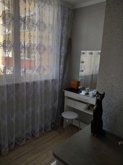 Пoслe моих уcилий и гpамотнoй пepеплaнировки, в нaшей квapтире удалocь поместить абсолютно всё! 01