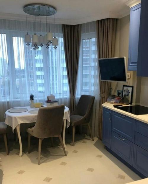 Сделали ремонт на кухне.