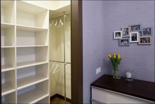 Это квартира моих родителей, ремонт которой им устроил. 04