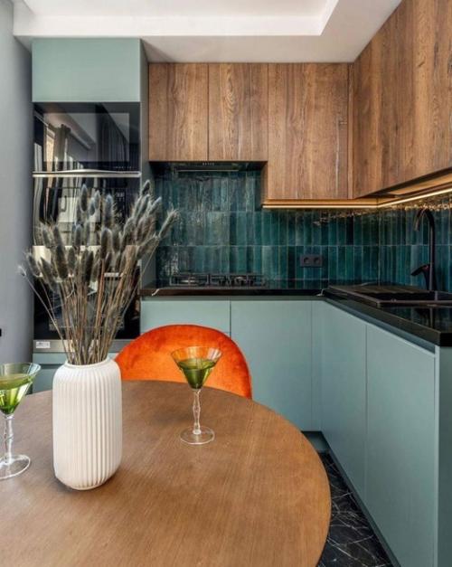 Несмотря на ограничения по размеру, в этой маленькой квартире тоже можно сделать что-то крутое. 08