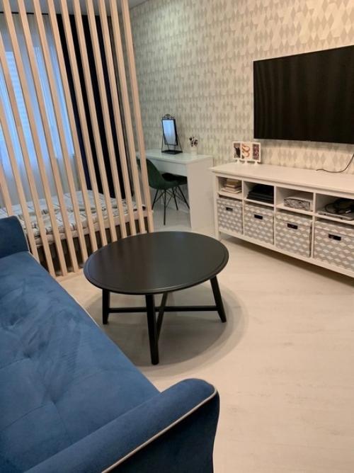 В этой квартире мы живет Троем, я, муж и кошка. 04