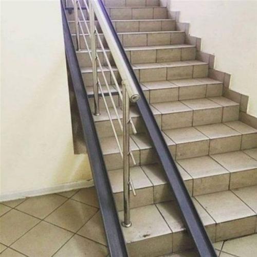 Из категории вот так Получается, Когда не Достаточно Опыта и Мастерства или же И так Сойдёт. 04