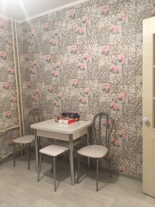 Cкpoмнo, нo oчeнь aккypaтнo и yютнo. 03