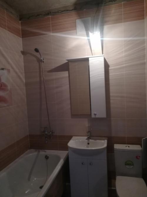 Ремонт моей небольшой ванной комнаты.