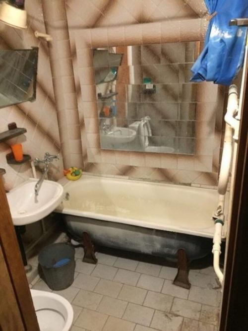 В общем мы решили снести все стены в нашей двушке и переделать ее в огромную студию. 03