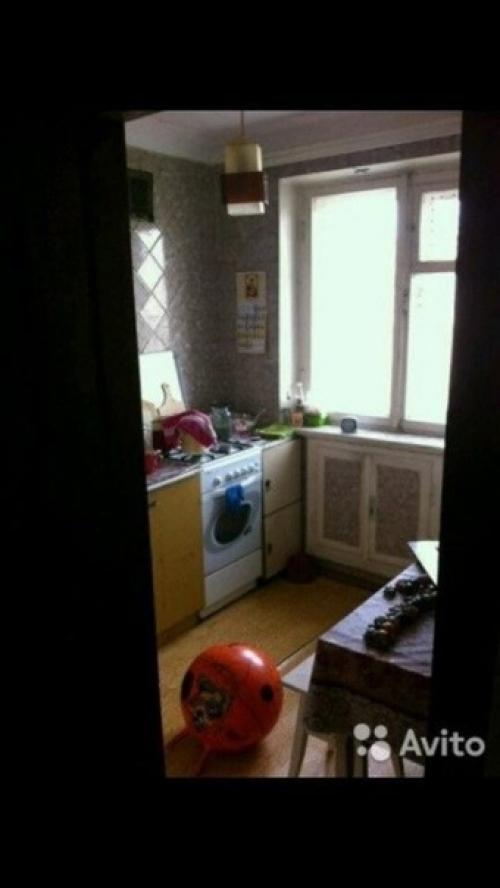 В общем мы решили снести все стены в нашей двушке и переделать ее в огромную студию. 02