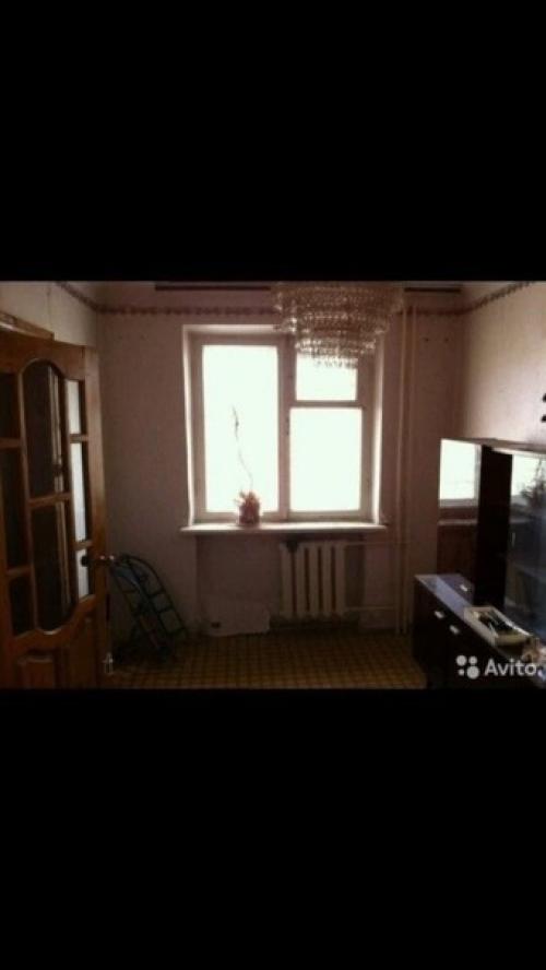 В общем мы решили снести все стены в нашей двушке и переделать ее в огромную студию. 01