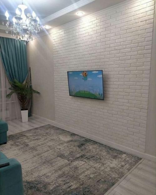 Сейчас столько много красивых дизайнов в широком доступе, в магазинах строй материалы абсолютно на любой вкус. 01