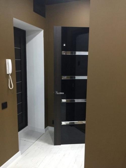 В общем мы решили снести все стены в нашей двушке и переделать ее в огромную студию. 08