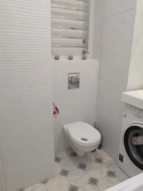 Наше семейное гнездышко, все старались расставить максимально компактно. 04