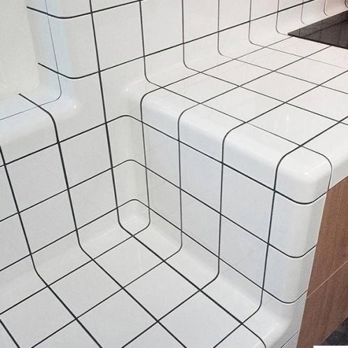 Китайские производители свою инновационность и заботу о безопасности продемонстрировали. 02