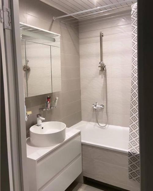 Наша двушка, без всяких наворотов, все по простому, но со вкусом. 09