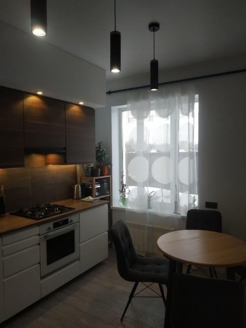 Давно мечтала о новой кухне, показывала мужу фото, какую хочу. 01