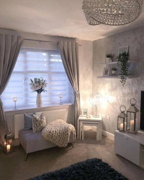 Наша гостинная, которую мы постарались сделать максимально уютной. 03