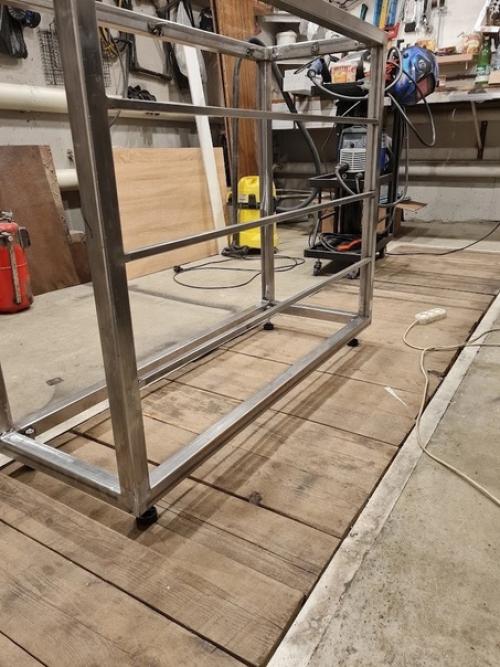 Придумал самую простую схему для сборки подобных комодов.