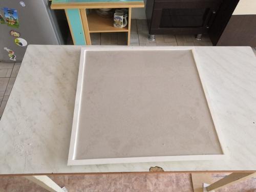 Нам идея отделки стены гипсовыми панелями понравилась. 01