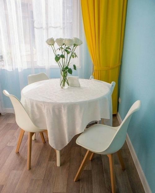 Сделали яркую, красивую и веселенькую кухню. 06