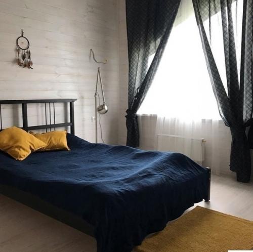 Вот такую спальню мы у себя в доме устроили. 01