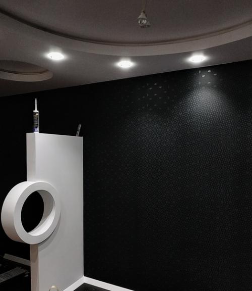 А это моя квартирка, мы применяем концепции современных интерьеров.