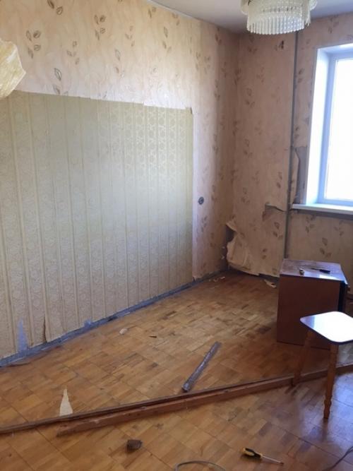 Приобрели вторичку и вот такую спальную комнату мы сделали. 01