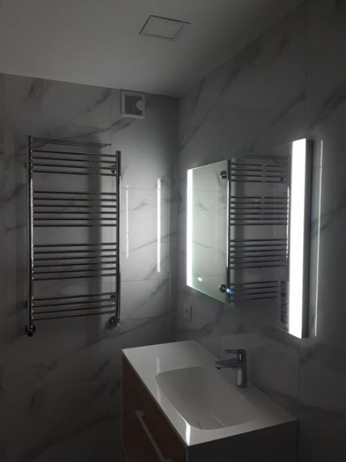 Объединенный санузел для удобства пользования сделали.