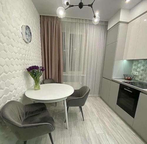 Я люблю когда ремонт сделан и без всего лишнего. 01