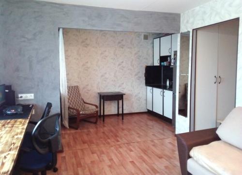 Квартира студия 28 м 2. собственноручно сделали небольшой ремонт, ничего космического не делали, просто привели квартиру в порядок. 07