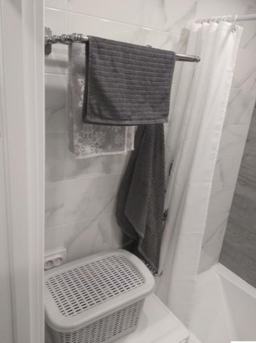 Мои туалет с ванной, которые оформили в серых цветах. 03