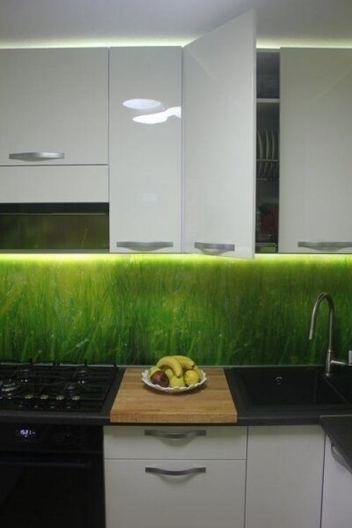 Вот таким нестандартным способом сэкономили место в нашей маленькой кухне в хрущевке. 03