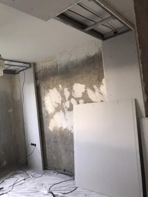 Приобрели вторичку и вот такую спальную комнату мы сделали. 03