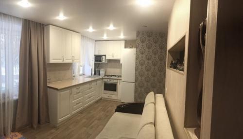 Показываю как мы совместили кухню с залом. 07