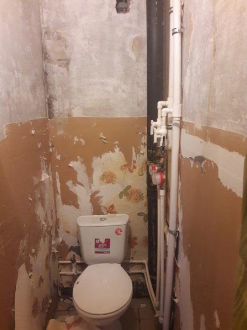 Вот так мы порядок в туалете навели.