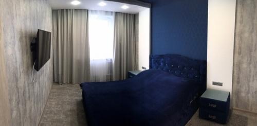 Приобрели вторичку и вот такую спальную комнату мы сделали. 08