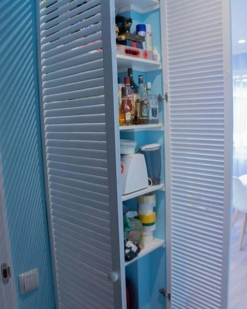 Сделали яркую, красивую и веселенькую кухню. 01