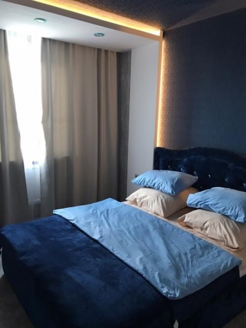 Приобрели вторичку и вот такую спальную комнату мы сделали. 06